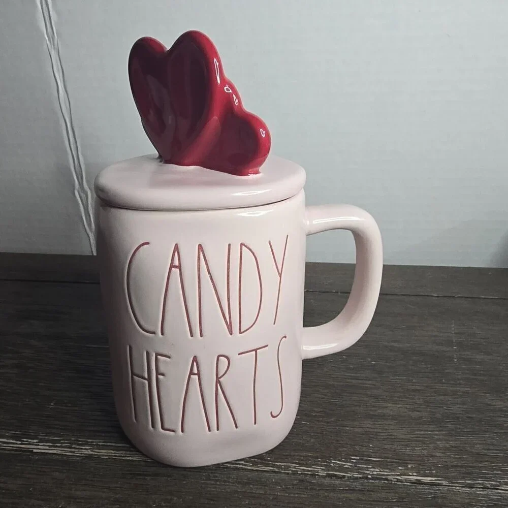 NWT Rae Dunn Artisan Candy Hearts Pink Mug Hearts Topper Valentine's Day 2021